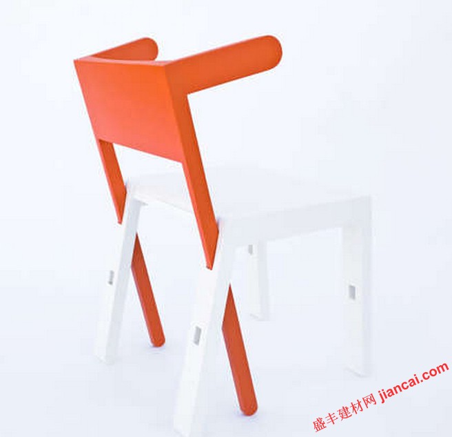 简约多功能座椅:为简洁空间所设计